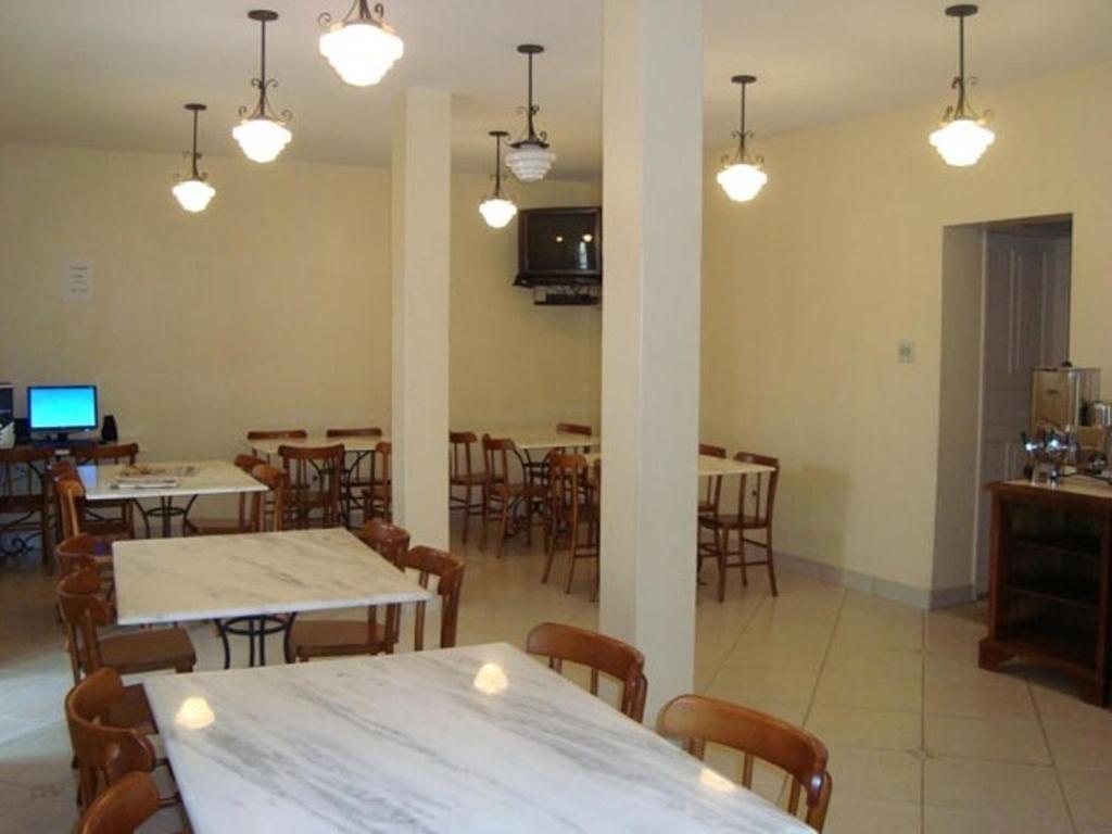 Hotel Faisca Mariana Bagian luar foto