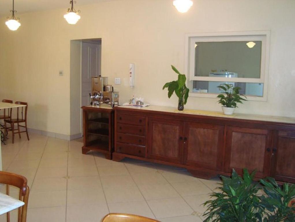 Hotel Faisca Mariana Bagian luar foto